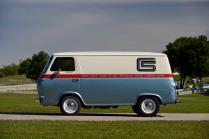 1964 Ford Econline Shelby Van_28
